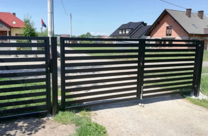 brama dwuskrzydłowa panelowa